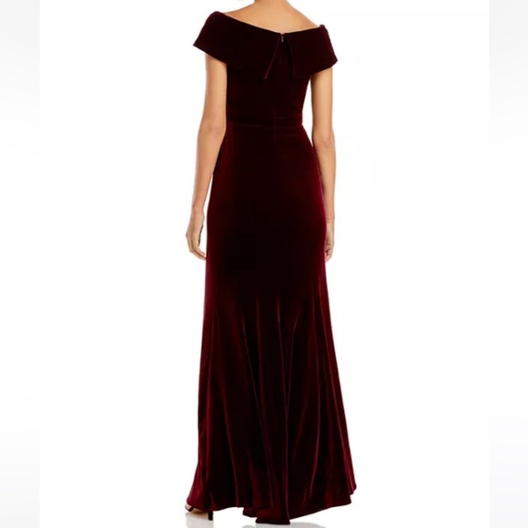Burgundy Off The Shoulder Velvet Gown - Picture 6 of 7